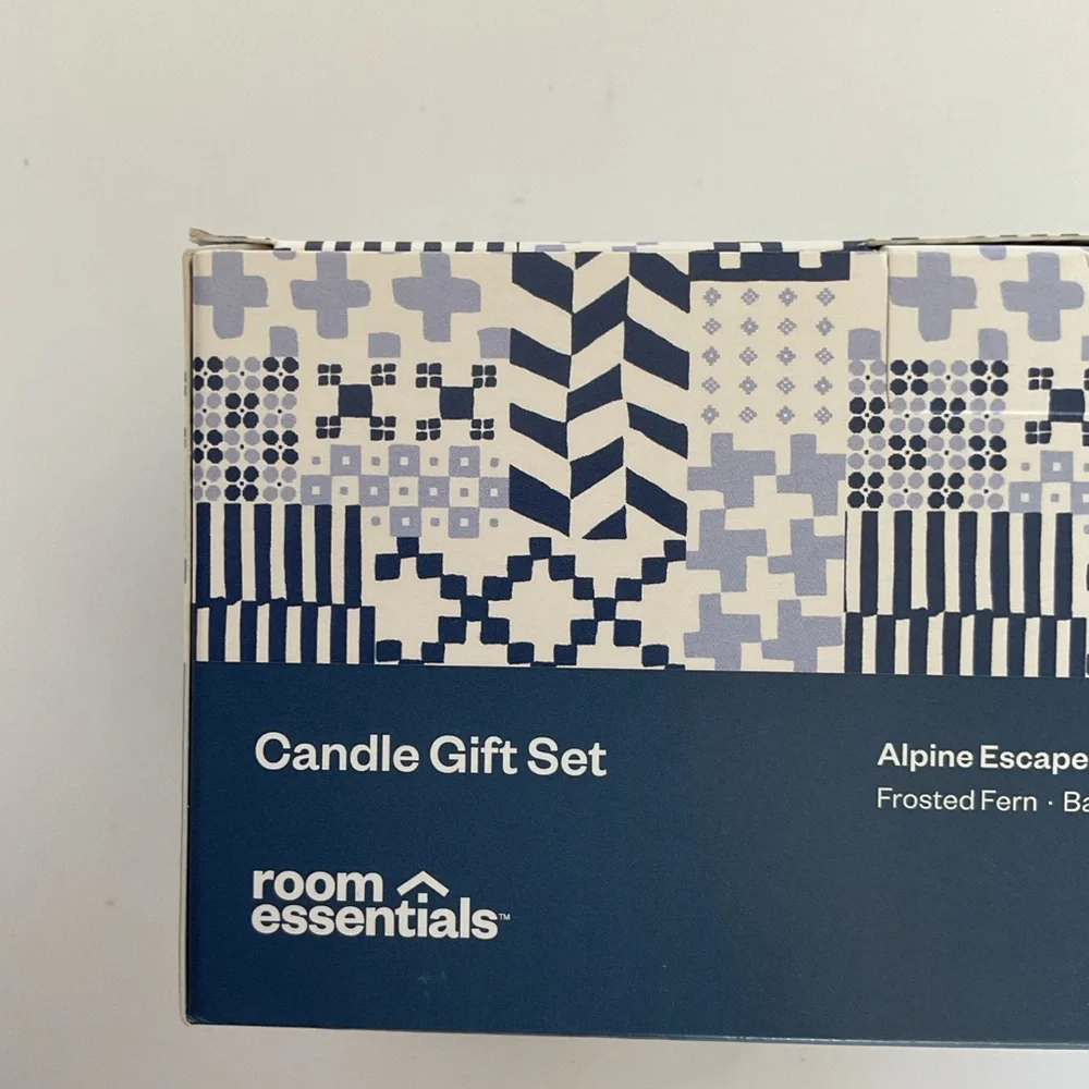 Target Room Essentials Candle Trio NWT